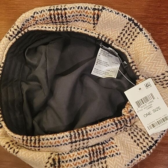 NWT INC Plaid Beret Hat - Cream and Black O/S - Picture 3 of 4